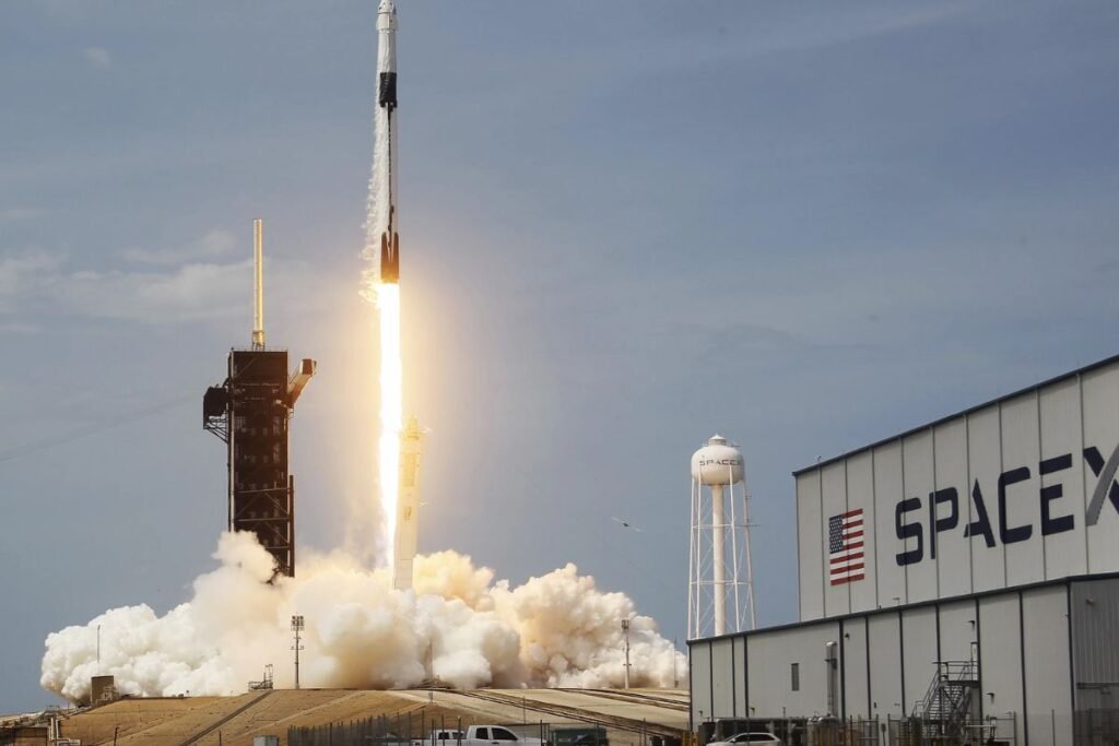 马斯克再度颠覆世界？SpaceX 这次要做的比火箭还大！